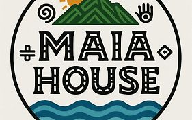 Maia House Hostal
